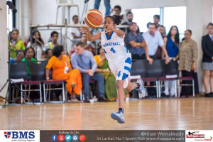 Hazeena Abdul assisting a fast break situation. 