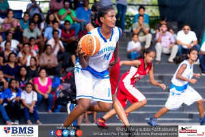 Nirma Sasanthi (14) in action at ThePapare Basketball Championsip 2016 