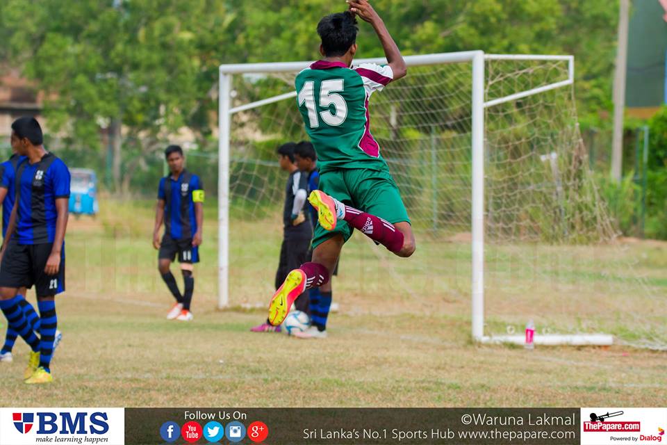 S.Thomas' College vs Zahira College - Kotmle Chox Group Stage - 13/9/2016 - Mohammed Aaqib celebrates his goal