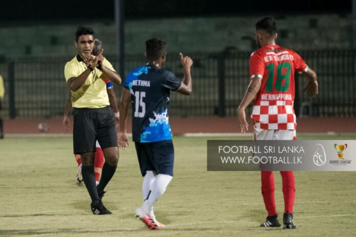 Referee Irshad Farook missed two red cards in Super League pre Season 2021