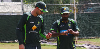 Cricket: Australia's Lyon looks to Murali for spin advice