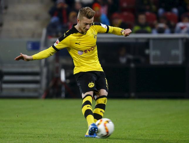 Marco Reus of Borussia Dortmund misses the chance to score with a penalty against FSV Mainz 05 during their German first division Bundesliga soccer match in Mainz