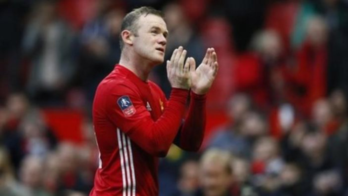 Rooney record in United rout, Leicester win at Everton