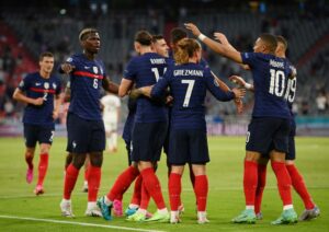 French players celebrating a goal 