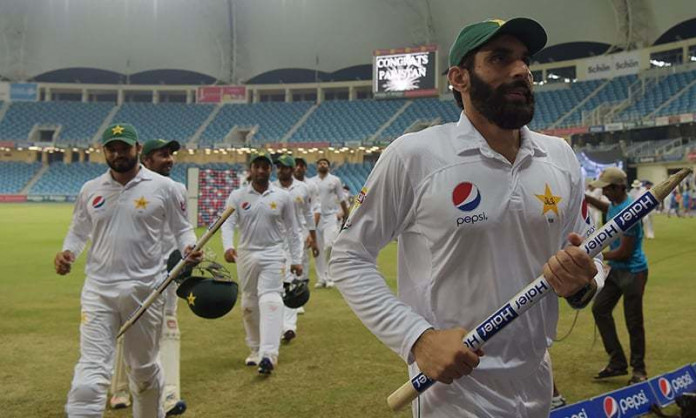 Pakistan clinch day-night Test despite Bravo's hundred
