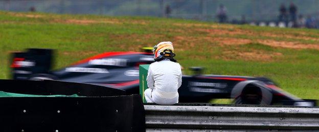 fernandoalonso Alonso has suffered several breakdowns, related to the new Honda engine in his McLaren