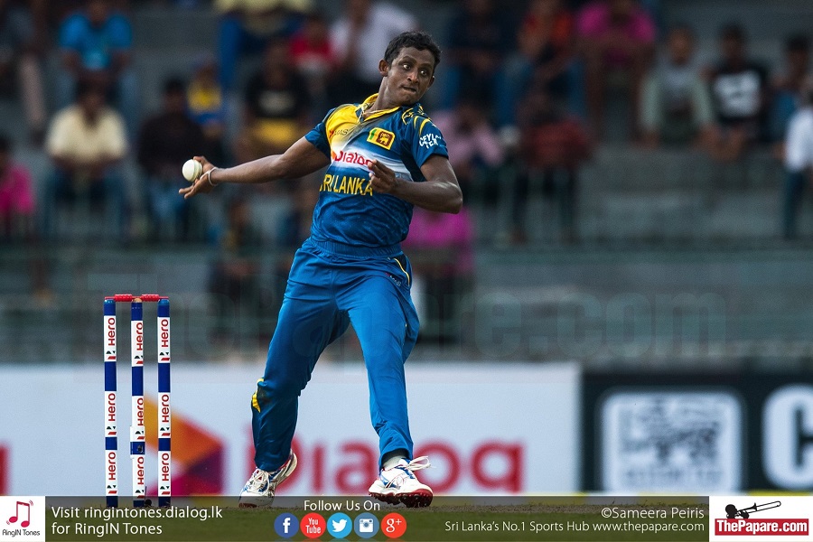 Ajantha Mendis Bowling