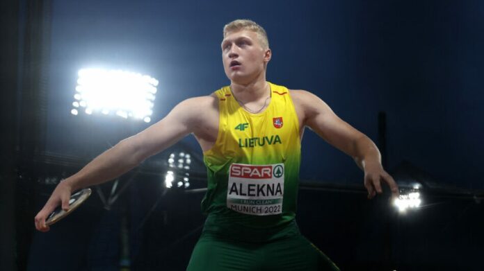 Mykolas Alekna breaks 38 years old world record