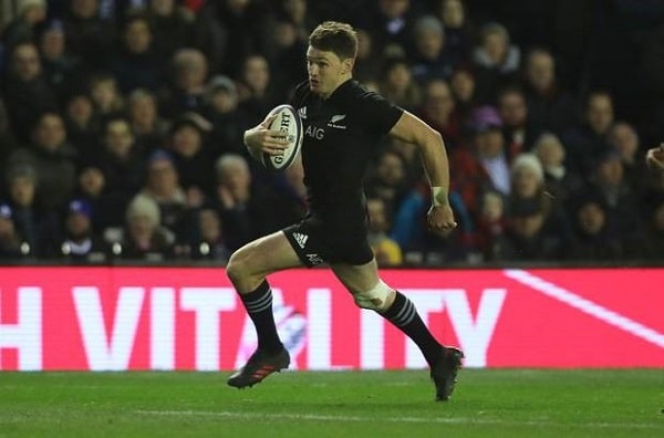 England's Owen Farrell picked over All Black Beauden Barrett as world's ...