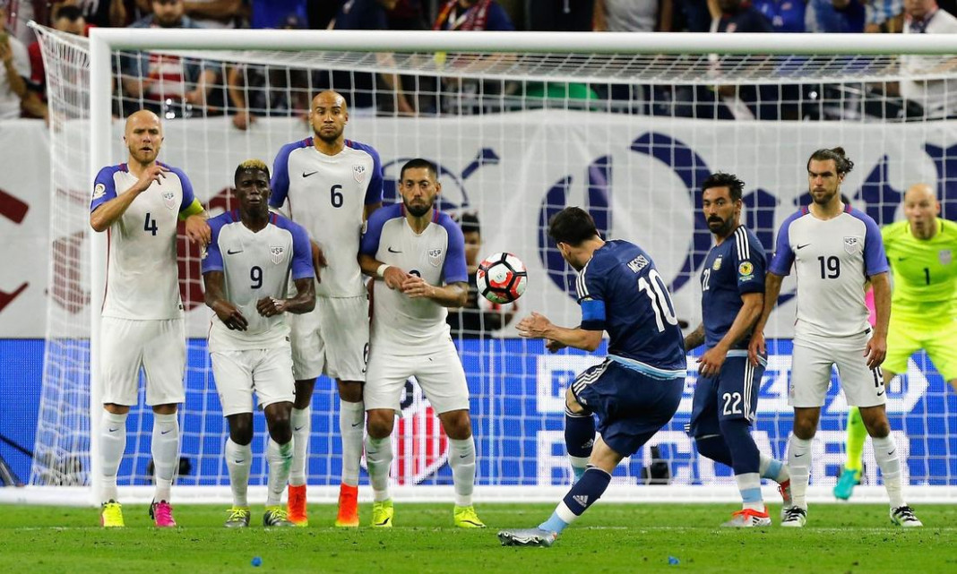 Soccer: 2016 Copa America Centenario-Argentina at USA