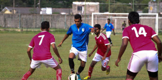 Honours even between Colombo and Play Ground FL’s Colombo FL player breaks away from Play Ground FL defense (Senior Inter League)