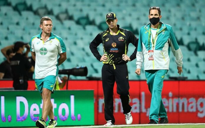 Australia to take cautious approach with Smith