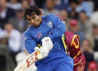 Dilshan stands tall