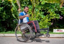 Jayakody through to B Finals