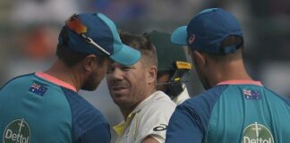 Warner doubtful as Australia