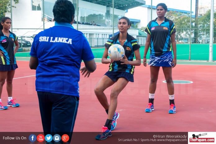 Deepthi Alwis while training her squad in 2015. Gayanie Dissanayake in picture
