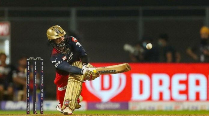 Dinesh Karthik (1)