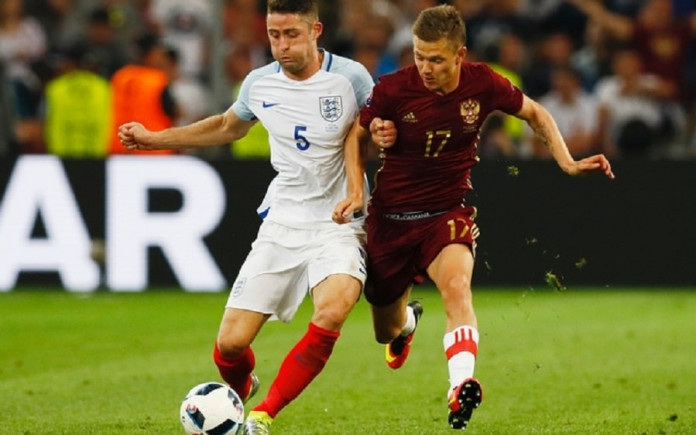 Late Russia goal snatches 1-1 draw against England