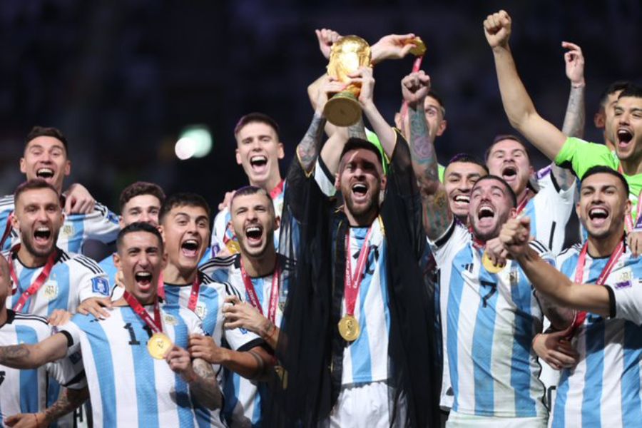 Argentina reaches Qatar 2022 semifinals with penalty shootout win over  Netherlands in World Cup thriller