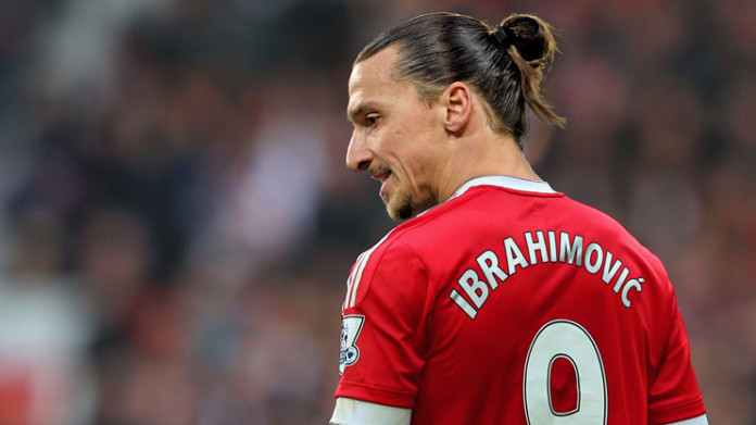 United's Ibrahimovic strikes late to rescue Liverpool draw