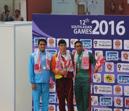 Matthew Abeysinghe on top of the podium with his gold medal at the South Asian Games 2016. (Photo - Anjana Kaluarachchi