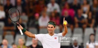 Roger Federer retires