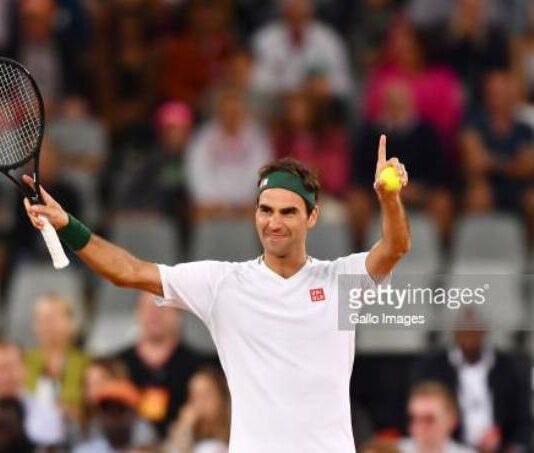 Roger Federer retires