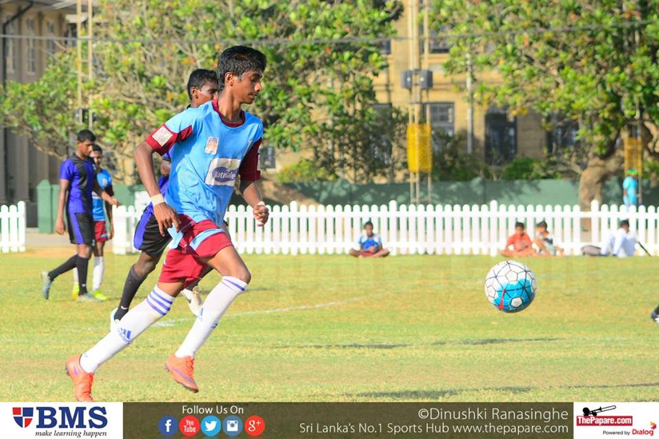 S.Thomas' vs Dharamaraja - Schools Football 2016 - STC Grounds - 05072016 - Ariyaratne was in the thick of things throughout the game