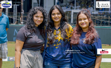 Fan Photos – Royal College vs S. Thomas’ College – 147th Battle of the Blues – Day 1 147th Battle of the Blues - Day 1