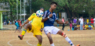 Sarasavi SC and Vikings SC player tussling for the ball