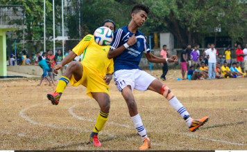 Sarasavi SC v Vikings SC – FA Cup 2016 Sarasavi SC and Vikings SC player tussling for the ball