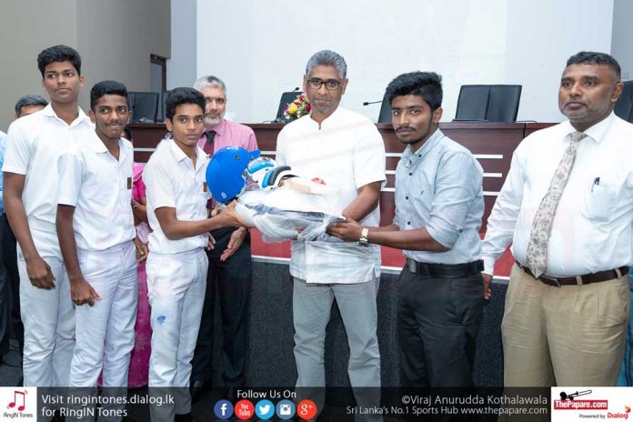 Sports Ministry provides cricket gear