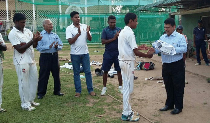 Zahirians’ applaud Rajan Cricketer for sporting gesture