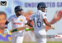 Karunaratne, Mendis stand tall after Jayasuriya 6-fer