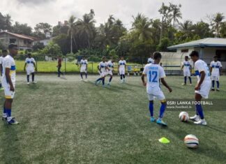 Sri Lanka U20 warming-up at the Beddegana Football Complex