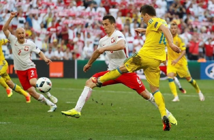 Ukraine v Poland - EURO 2016 - Group C