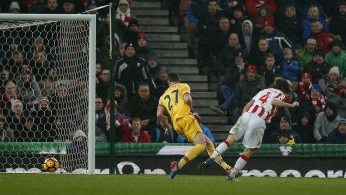 Allen on the mark again as Stoke see off Palace
