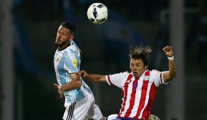 Football Soccer - World Cup 2018 Qualifier - Argentina v Paraguay