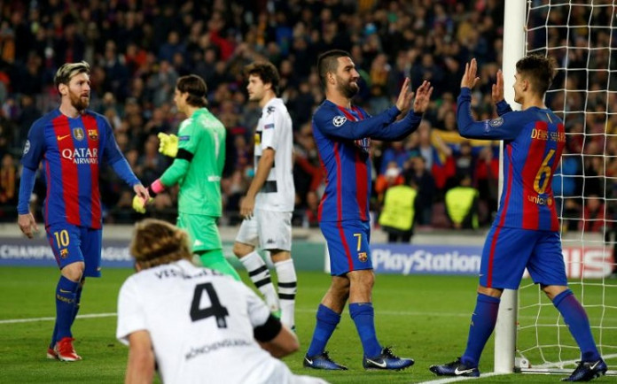 Football Soccer - Barcelona v Borussia Moenchengladbach