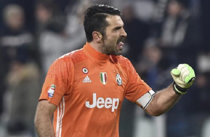 Football Soccer - Juventus v Inter Milan - Italian Serie A Cuadrado's rocket sees leaders Juve end Inter streak