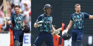 England hit 498 for 4 to create world record