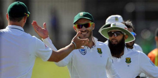 South Africa pacer Faf du Plessis under investigation for ball tampering.