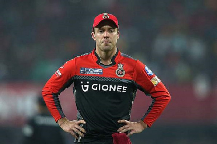 AB de Villiers to miss Lions clash with injury